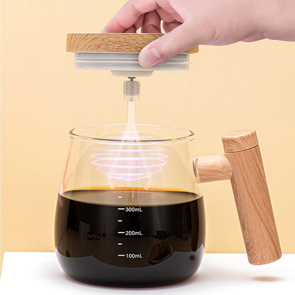 Caneca Elétrica de Mistura Automática Com Cabo De Madeira 400ml