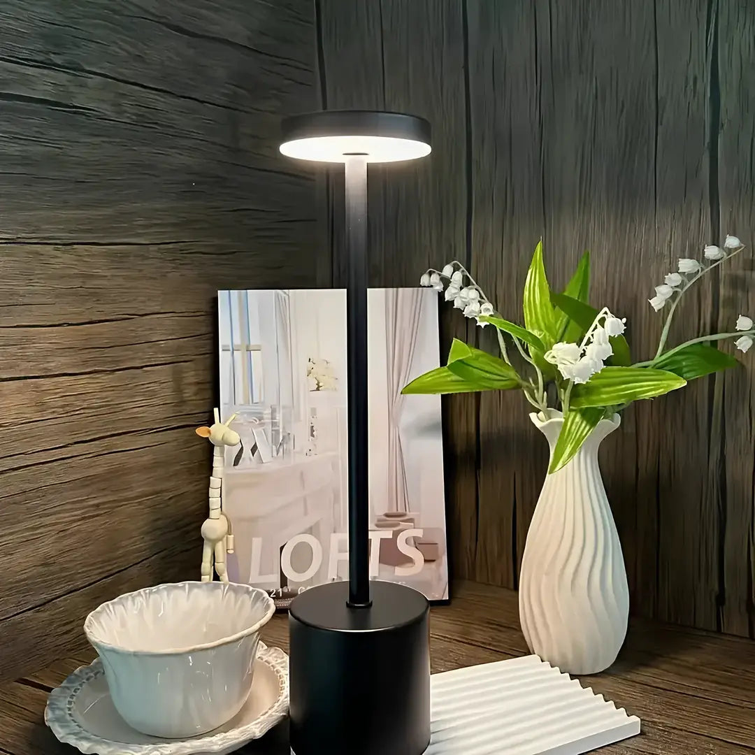 Luminária de Mesa ClassicLume