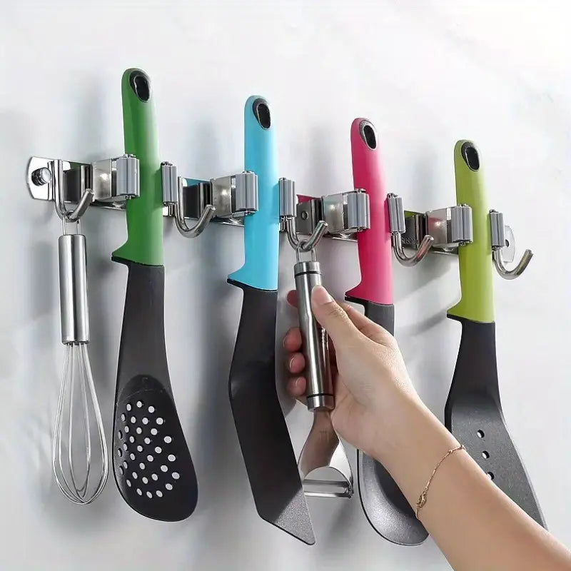 Suporte de Parede Multiuso para Vassouras – Organizador de Ambiente em Aço Inox