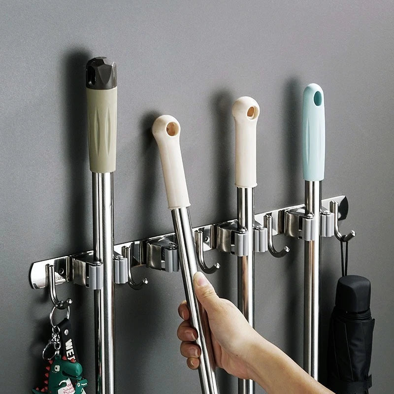 Suporte de Parede Multiuso para Vassouras – Organizador de Ambiente em Aço Inox