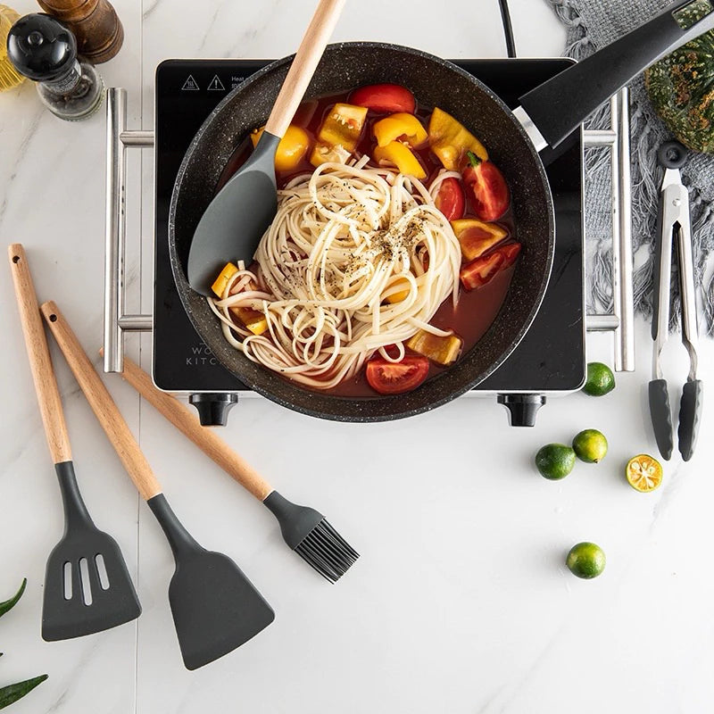 Jogo de Utensílios de Cozinha com 12 Peças em Silicone e Cabo de Madeira