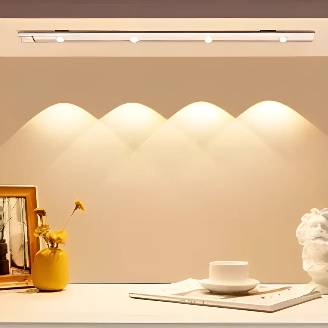 Luminária LED Ultra Fina com Sensor de Movimento